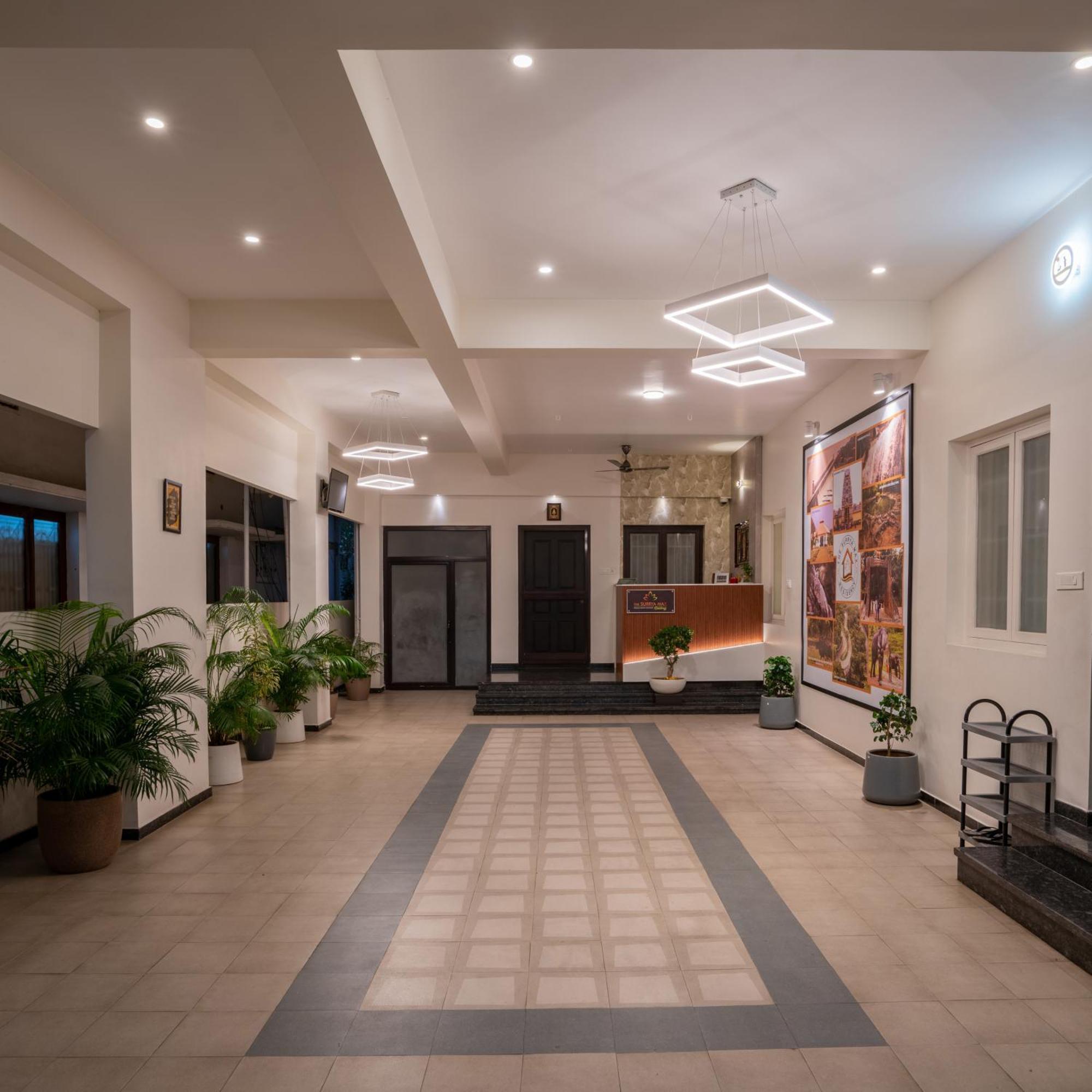 The Surrya Max Residency Bed & Breakfast Pollachi Exterior photo