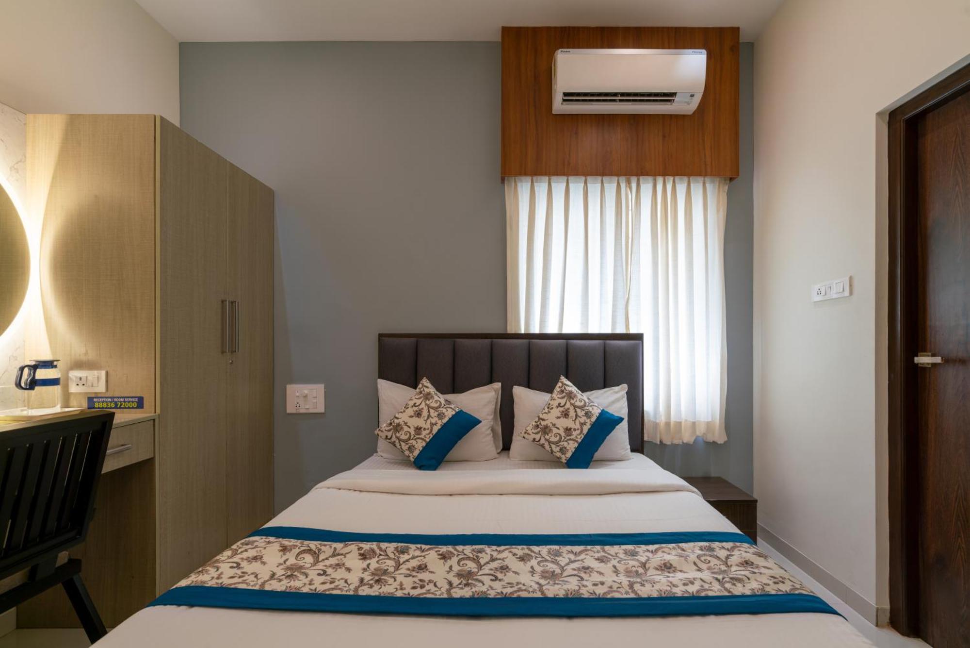 The Surrya Max Residency Bed & Breakfast Pollachi Exterior photo